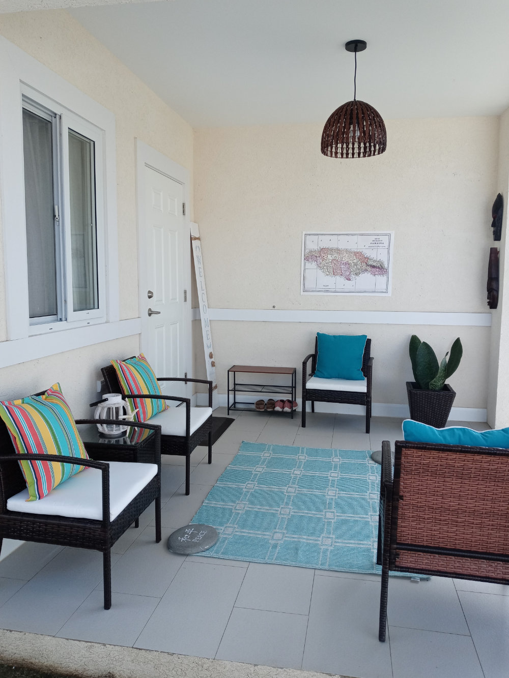 AirBNB 084856
